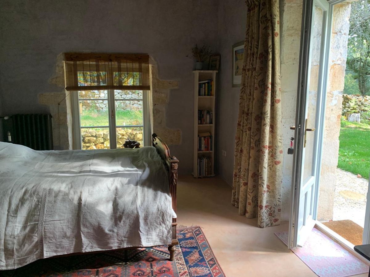 Rural Retreat Apartment Feuillade Bagian luar foto